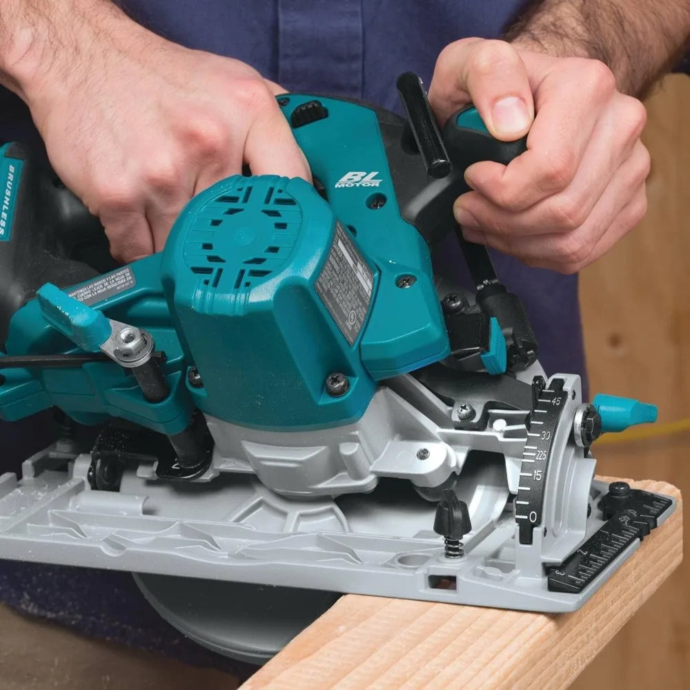 Makita XSH03Z 18V LXT® Lithium-Ion Brushless Cordless 6-1/2" Circular Saw, Tool Only